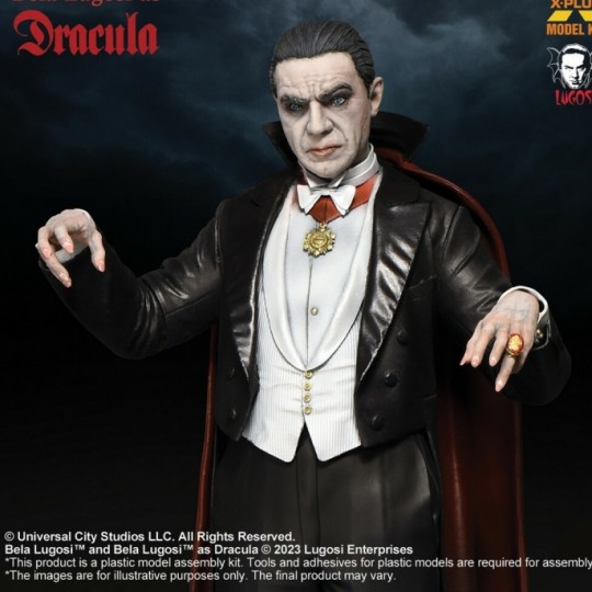 Universal Monsters: Bela Lugosi as Dracula 1:8 Scale Model Kit