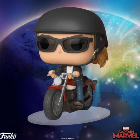 Captain Marvel POP! Rides Vinyl Figure Carol Danvers on Motorcycle 15 cm