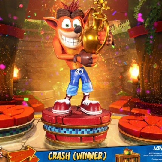 Crash Team Racing Nitro-Fueled Statue Crash (Winner) 46 cm