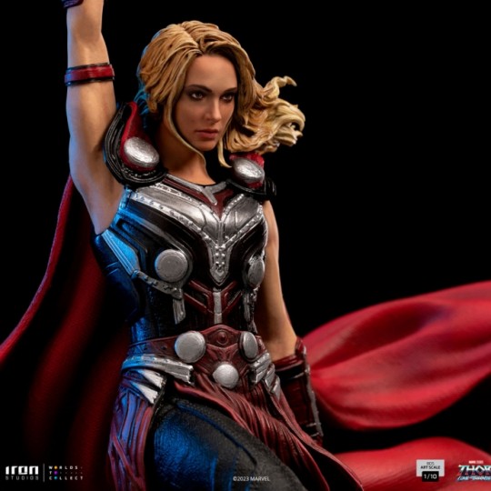 Thor: Love and Thunder Battle Diorama Series Art Scale Statue 1/10 Mighty Thor Jane Foster 29 cm