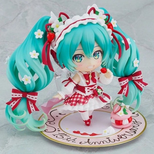 Character Vocal Series 01 Nendoroid Action Figure Hatsune Miku 15th Anniversary Ver. Exclusive 10 cm